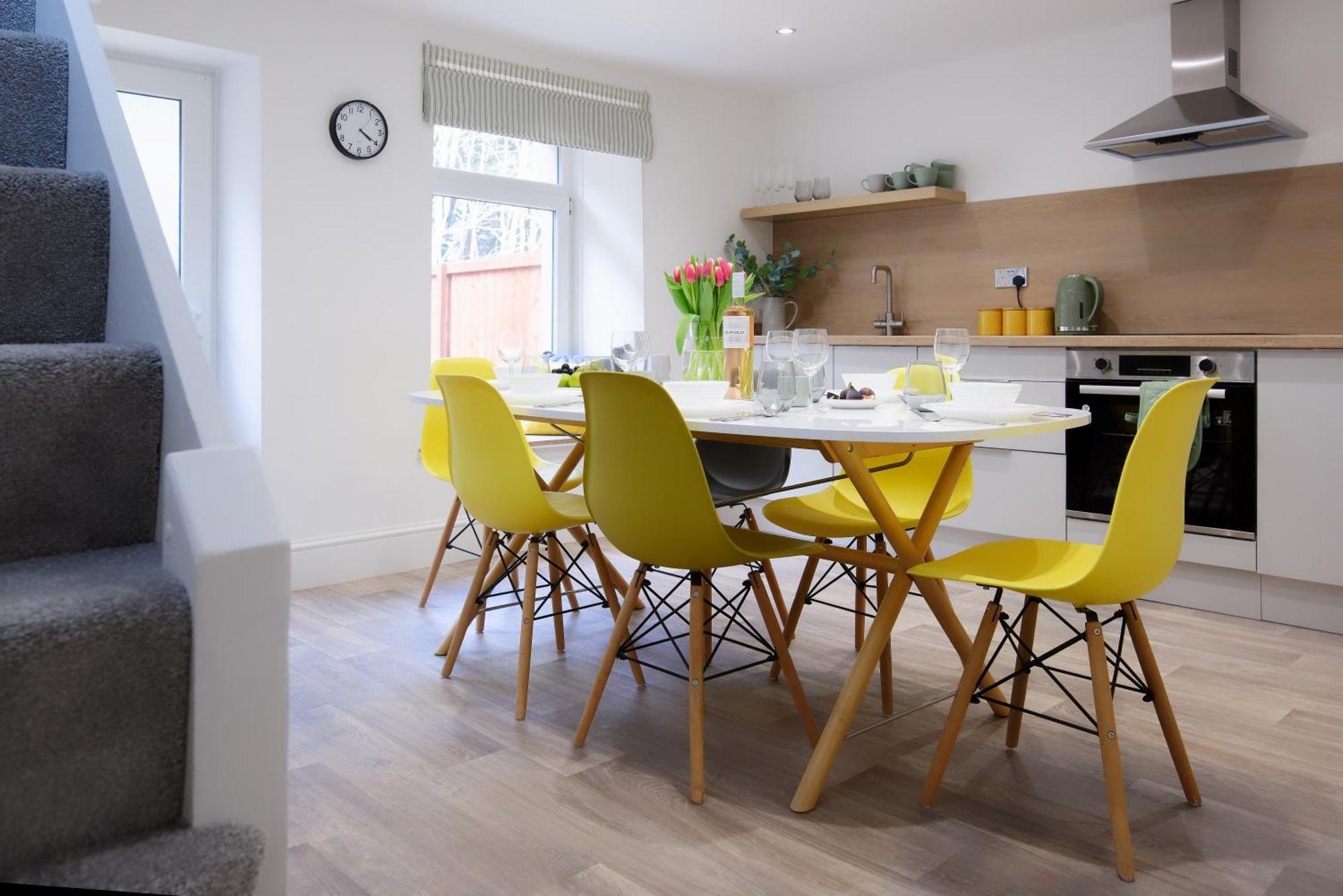 Stayright 3 Bed Home Near Hiking Trails & Parks Llwynypia Екстериор снимка
